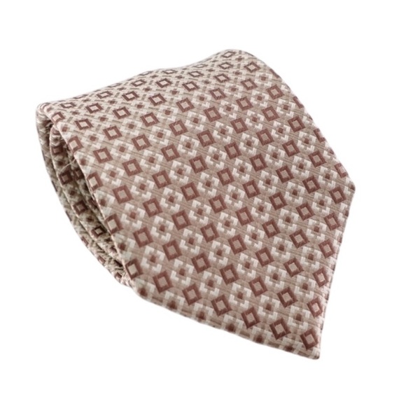 Kenneth Cole Reaction Mens 100% Silk Tie Necktie Geometric Tan Cream Neutral - Picture 1 of 7